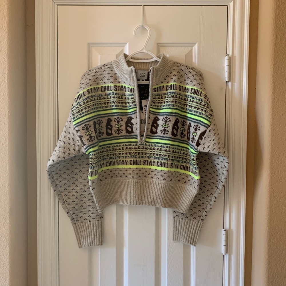 NWT-UO BDG Sweater Size S